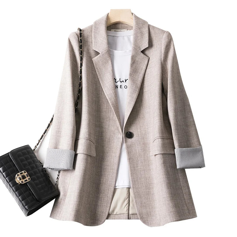 Women's Relaxed Fit Long Sleeve Blazer