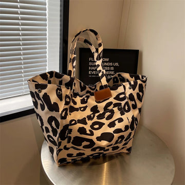 Chic Leopard Print Shoulder Bags